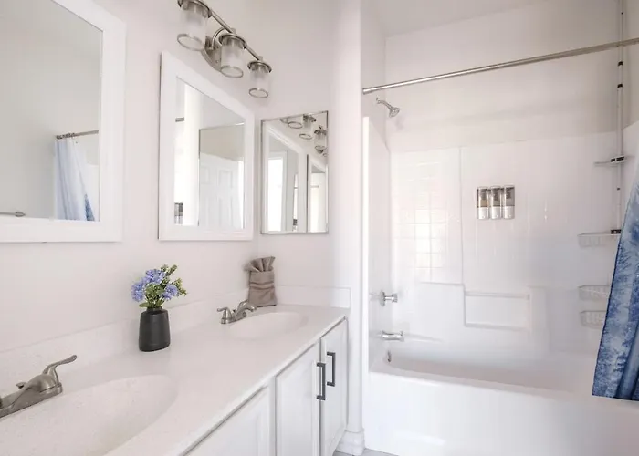 Lux 7 Mins To Dignity Health & Phoenix Airport 3br 2&a Half Bath Apartamento